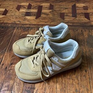 New Balance 574 Sneakers in Pale Yellow